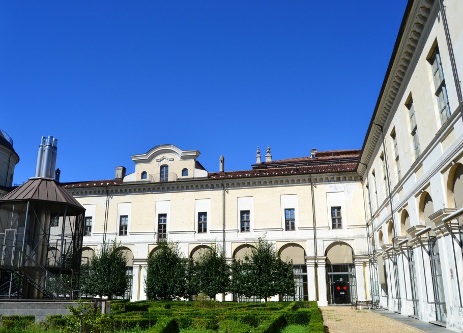 Vista centrale del cortile.